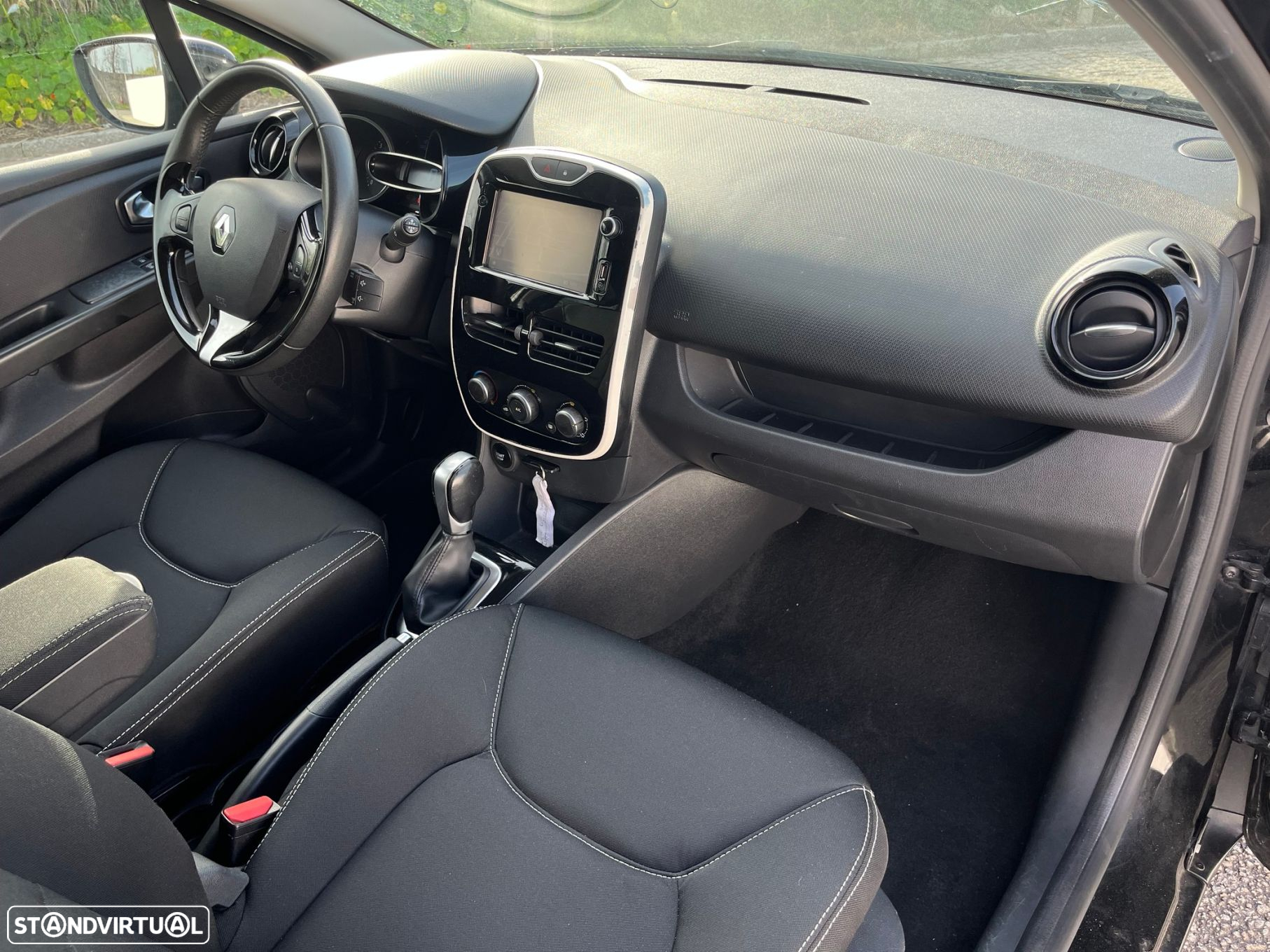 Renault Clio Sport Tourer 1.5 dCi Dynamique S EDC - 33