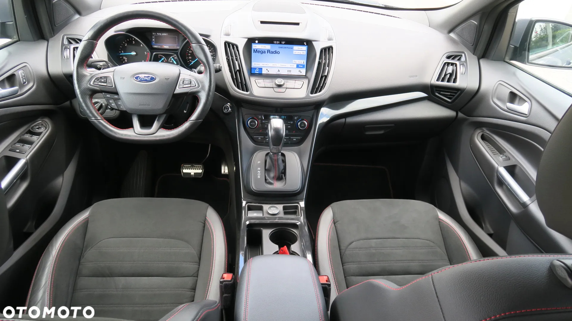 Ford Kuga - 19
