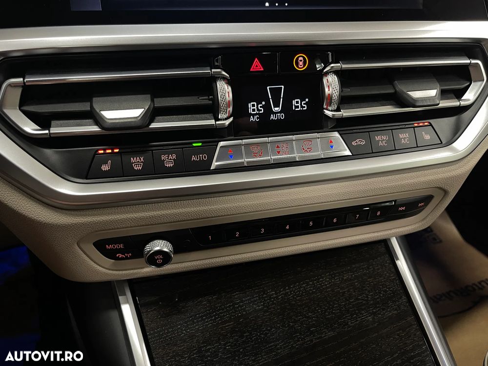 BMW Seria 3 320d xDrive AT MHEV - 23
