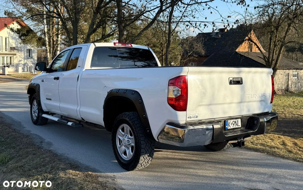 Toyota Tundra 5.7 4x4 Double Cab Limited - 10