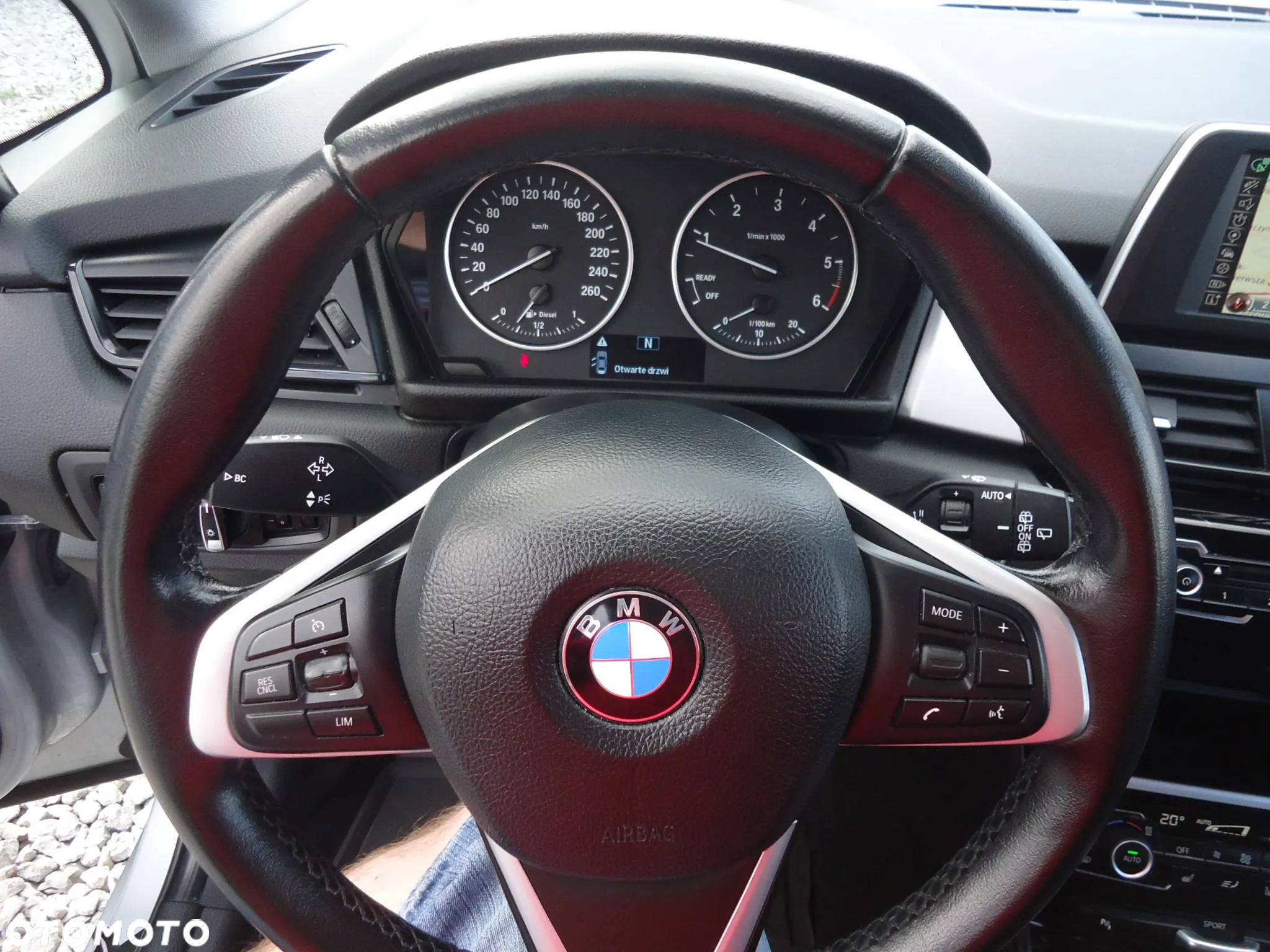 BMW Seria 2 218d Gran Tourer - 11