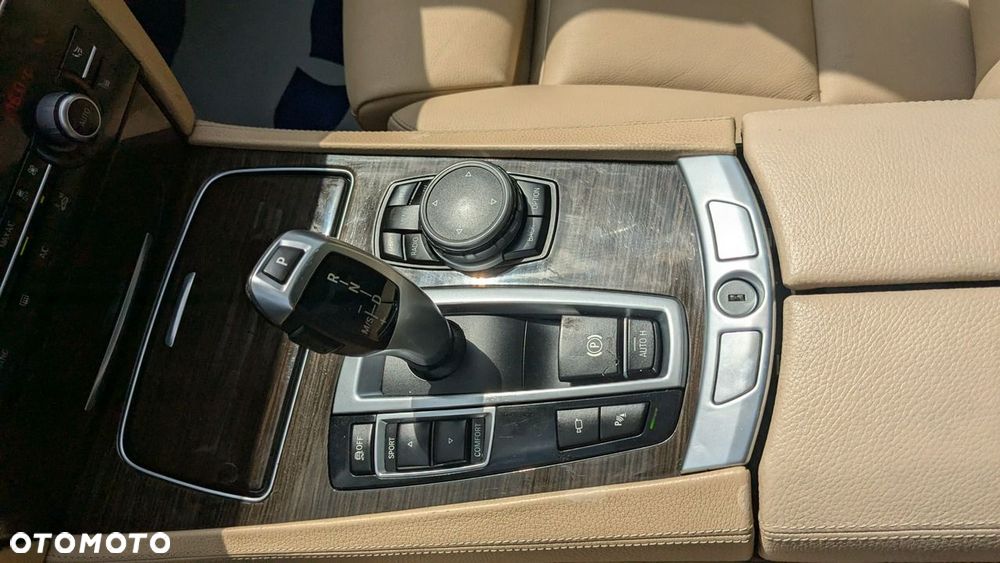 BMW Seria 7 730d Edition Exclusive - 27