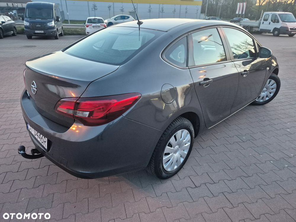Opel Astra 1.6 Business - 5