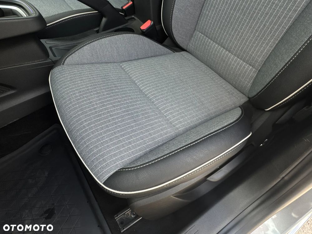 Renault Clio 1.0 TCe Techno - 11