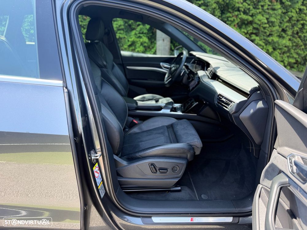 Audi e-tron 55 quattro S line - 13