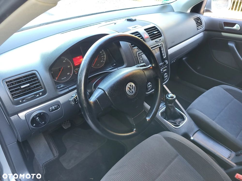 Volkswagen Jetta 1.9 TDI Comfortline - 8
