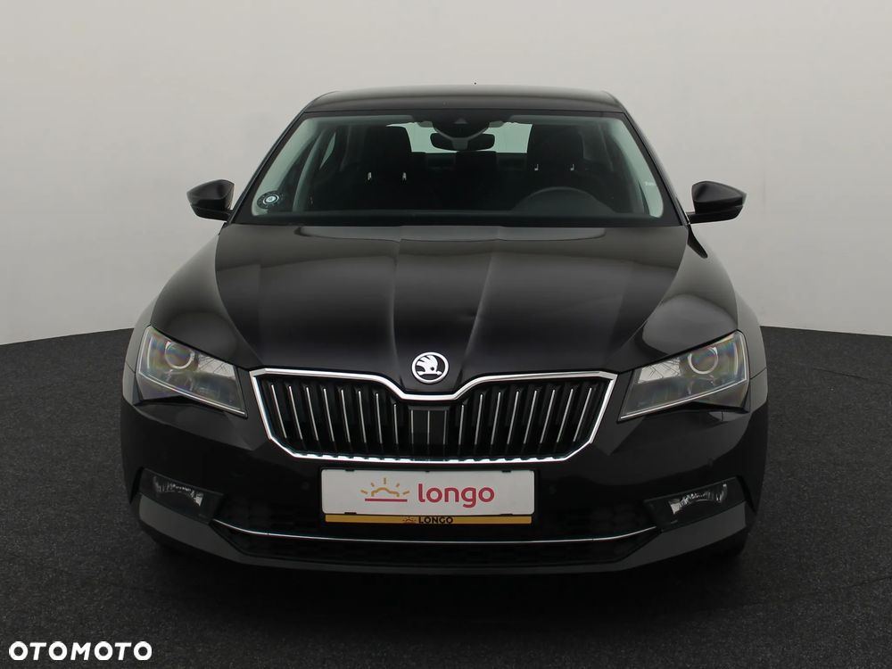 Skoda Superb 2.0 TDI Style DSG - 3