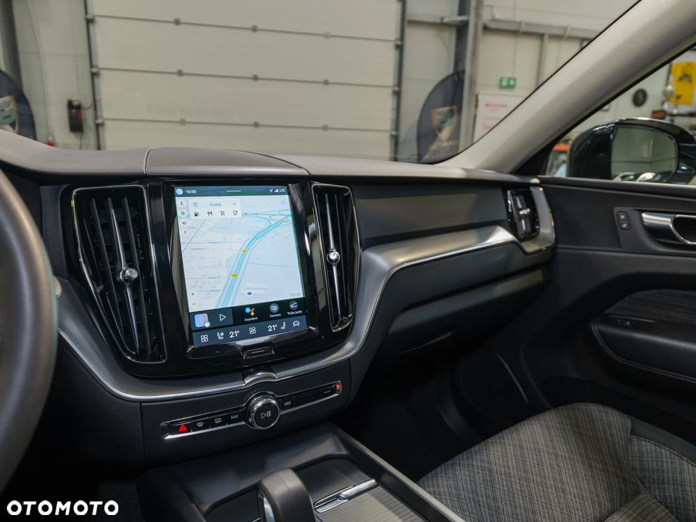 Volvo XC 60 B4 D AWD Core - 26