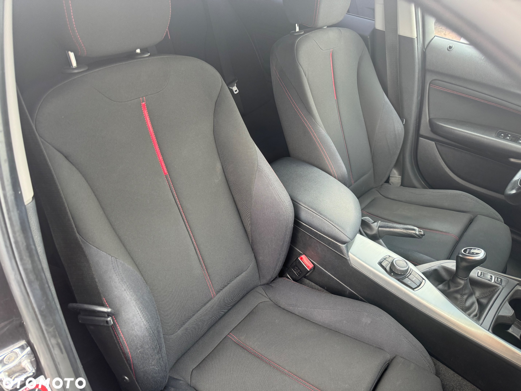 BMW Seria 1 118i Sport Line - 18