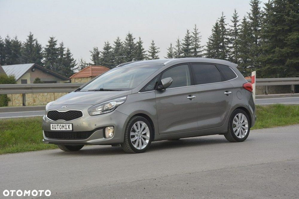 Kia Carens 1.7 CRDi L 7os - 3