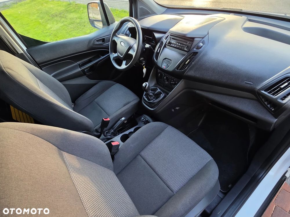Ford Transit Connect - 21