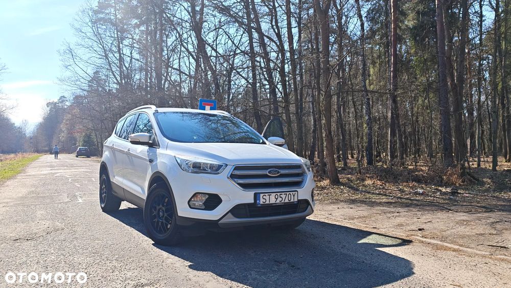 Ford Kuga - 11