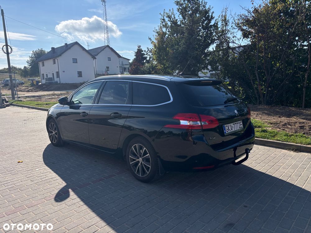 Peugeot 308 2017 photo 3