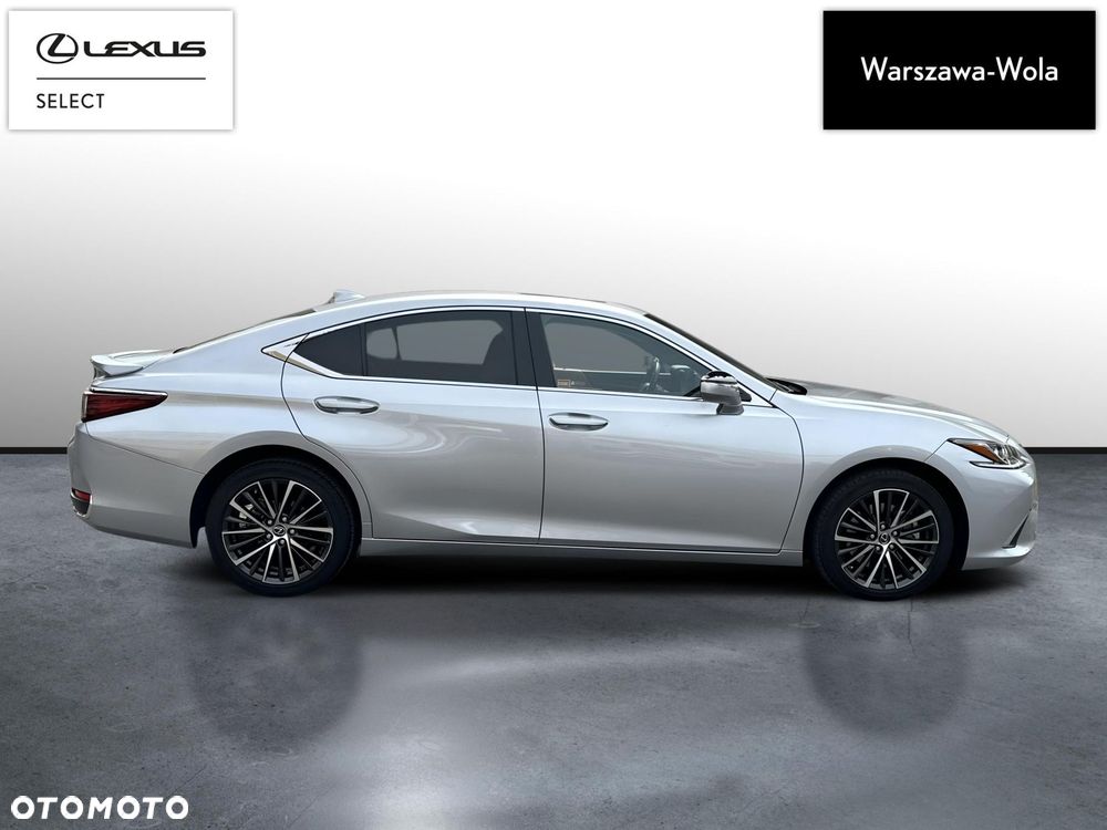 Lexus ES 300h Business Edition - 6