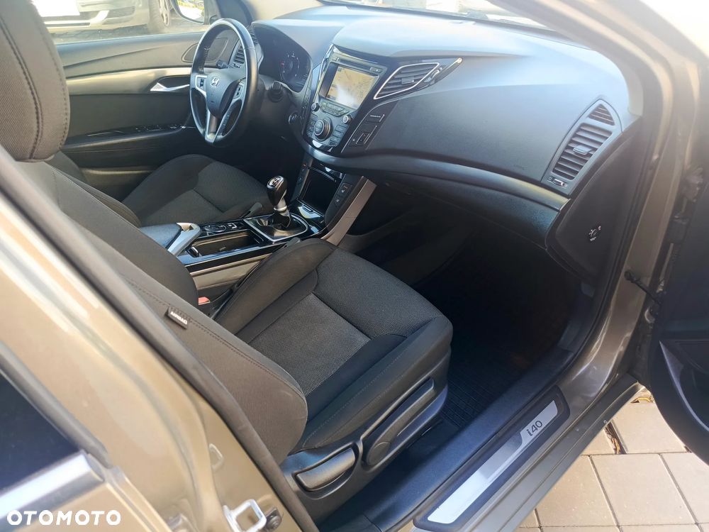 Hyundai i40 i40cw 1.7 CRDi Fifa World Cup Edition - 13