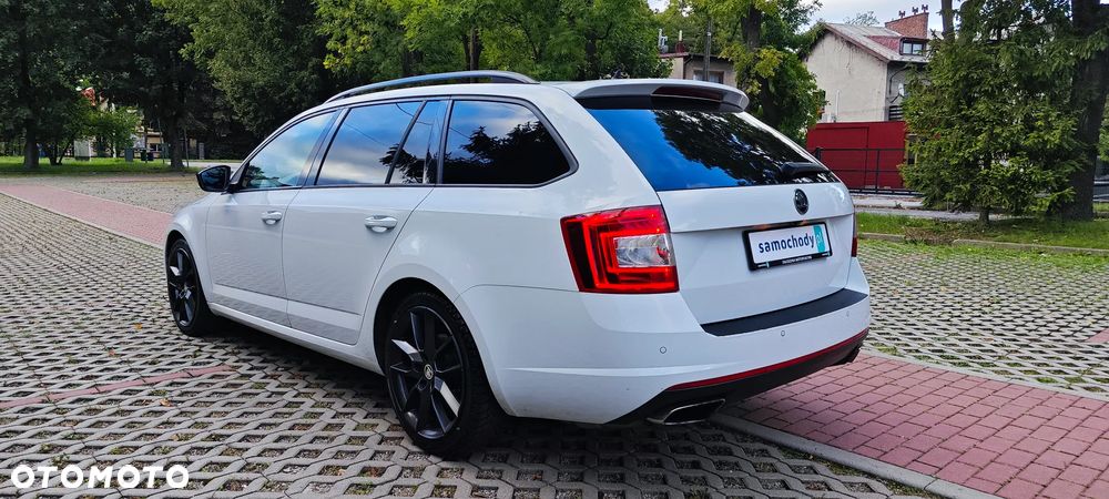 Skoda Octavia 2.0 TDI RS Challenge DSG - 8