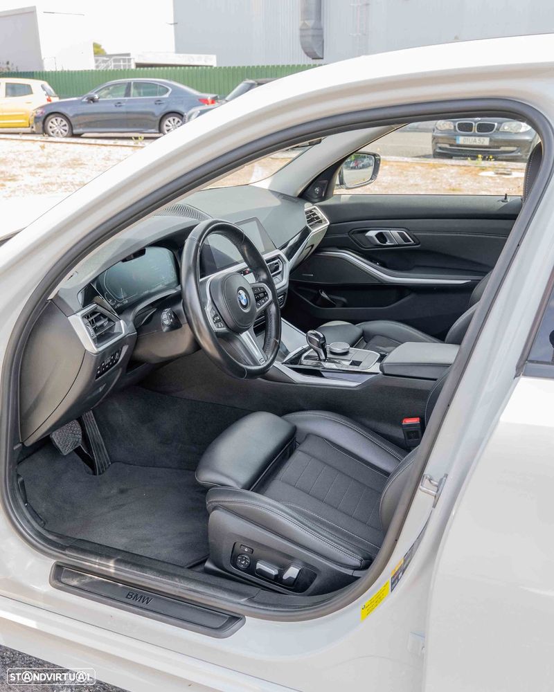 BMW 330 e Aut. Sport Line - 11