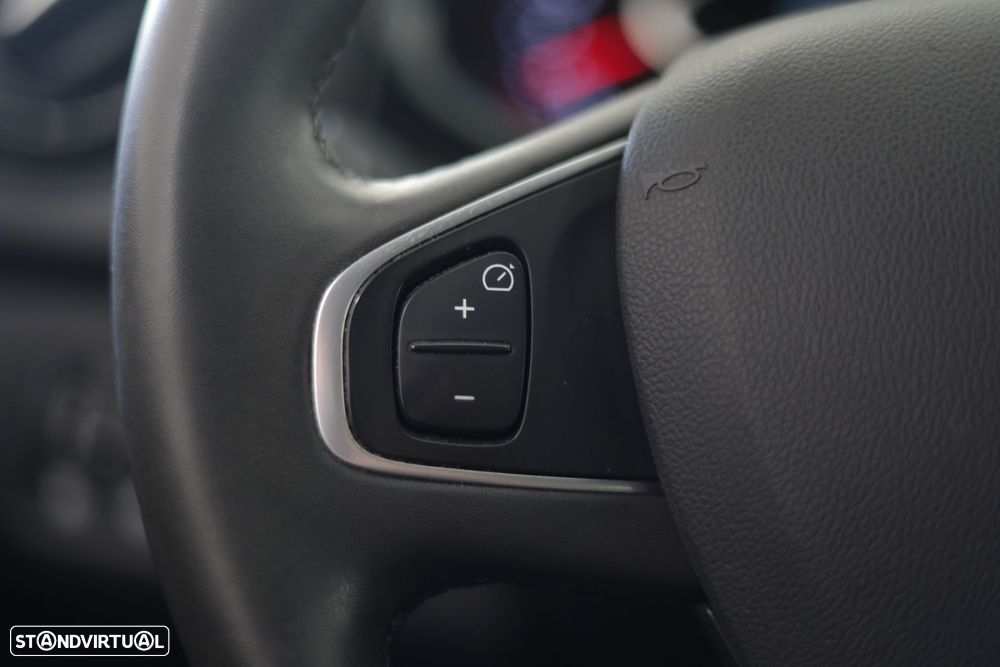 Renault Clio 0.9 TCe Limited Bi-Fuel - 16