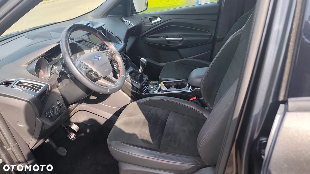 Ford Kuga 1.5 EcoBoost FWD ST-Line ASS GPF - 6