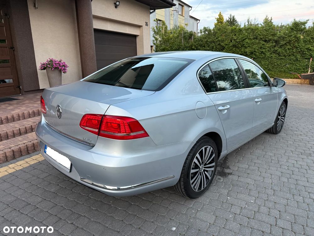 Volkswagen Passat 2.0 TDI Comfortline - 18