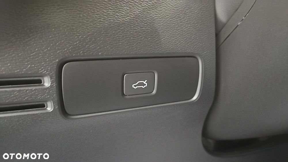 Volvo XC 40 73kWh P6 Recharge Core - 17