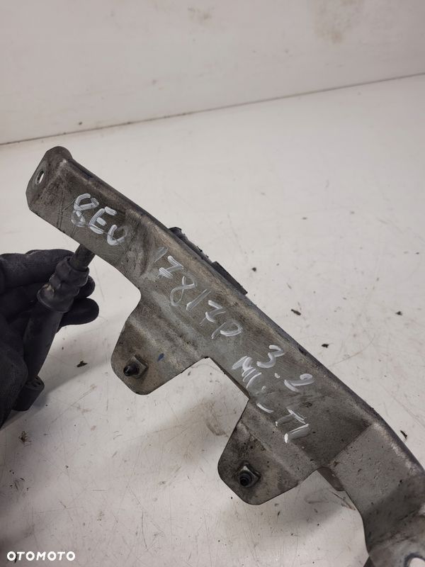 PRZEWÓD OLEJOWY SKRZYNI AUDI A4 B7 8E0317817P - 5