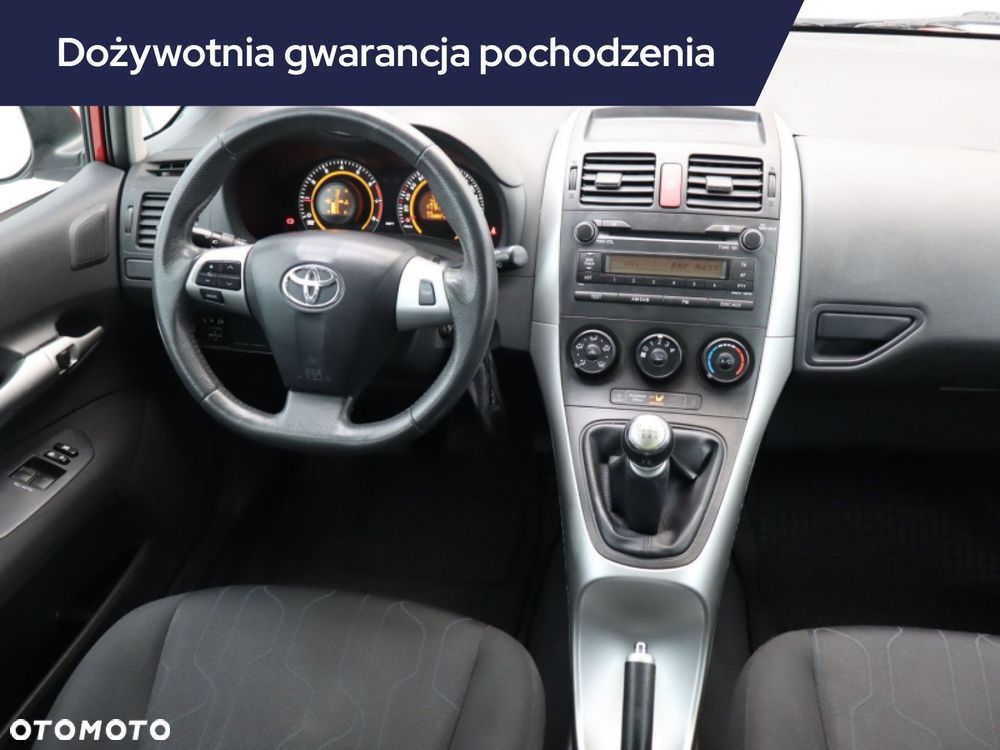Toyota Auris - 9