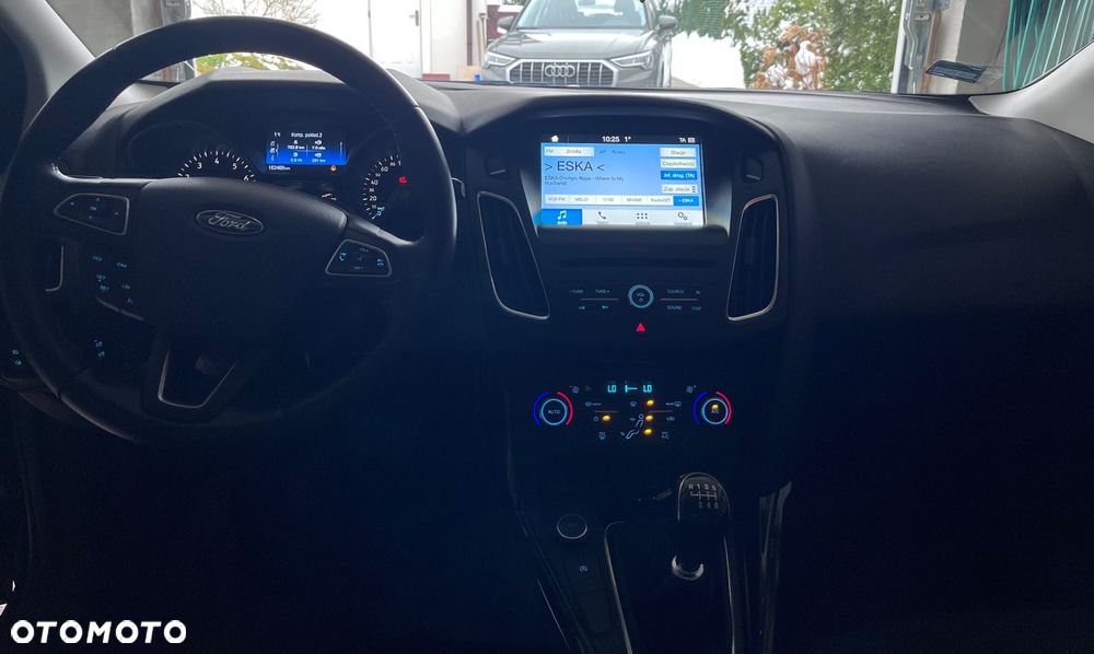 Ford Focus 1.5 EcoBoost Titanium ASS - 9