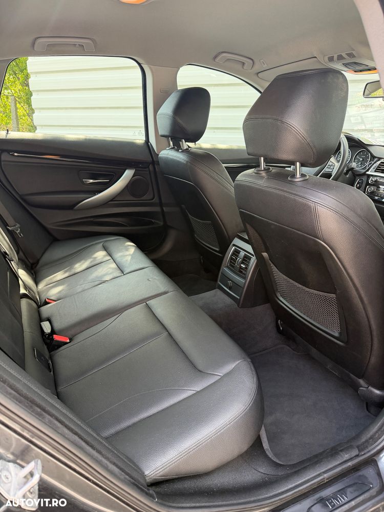 BMW Seria 3 320d Aut. - 19