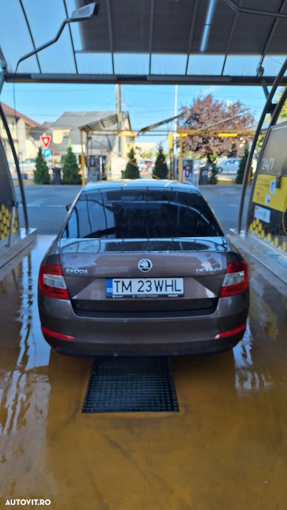 Skoda Octavia - 3