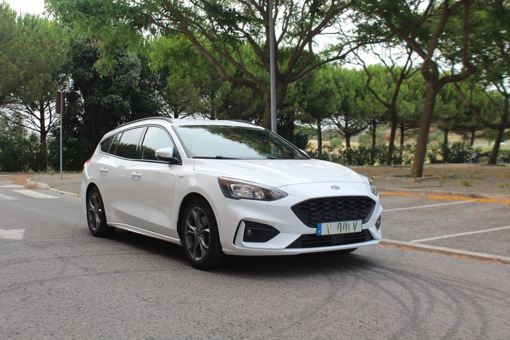 Ford Focus SW 1.0 EcoBoost ST-Line