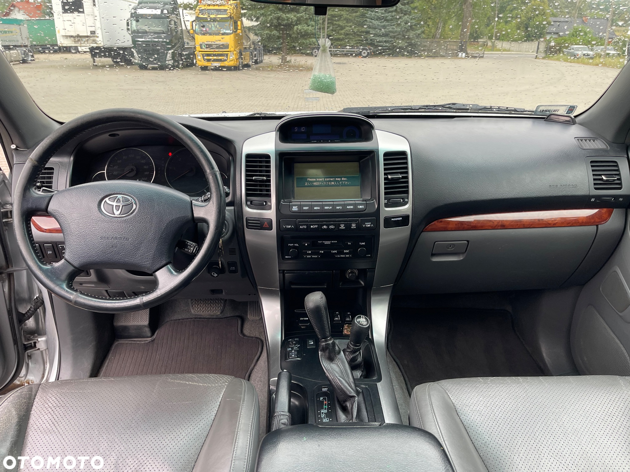 Toyota Land Cruiser - 13