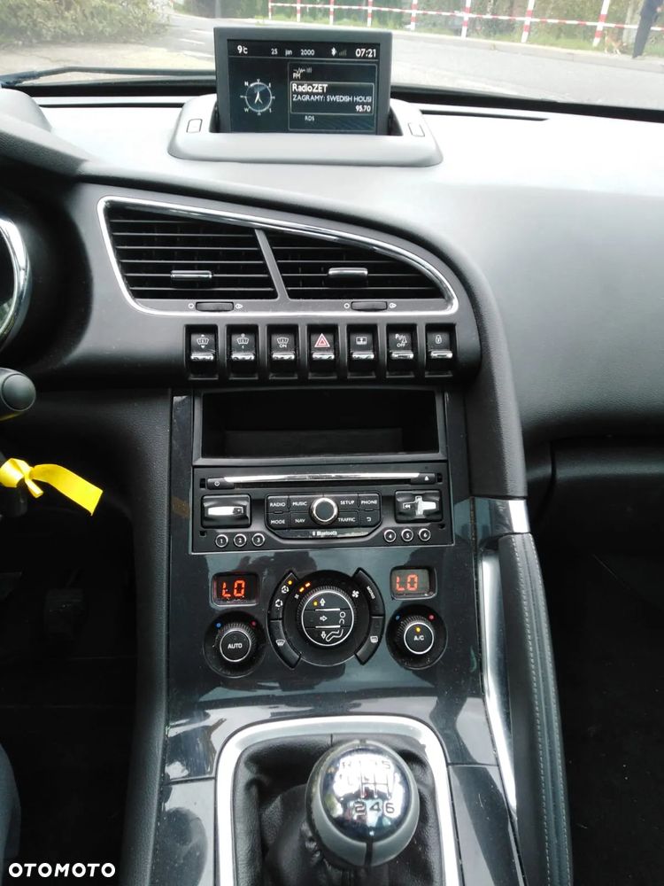 Peugeot 3008 HDi 115 Allure - 31