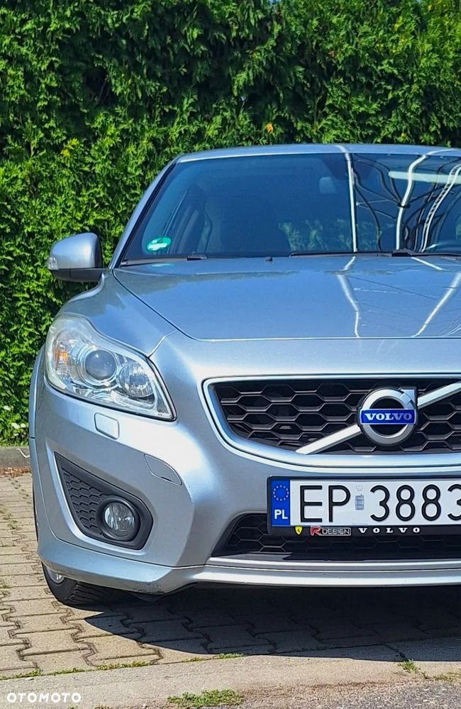 Volvo C30 D3 R-Design - 3