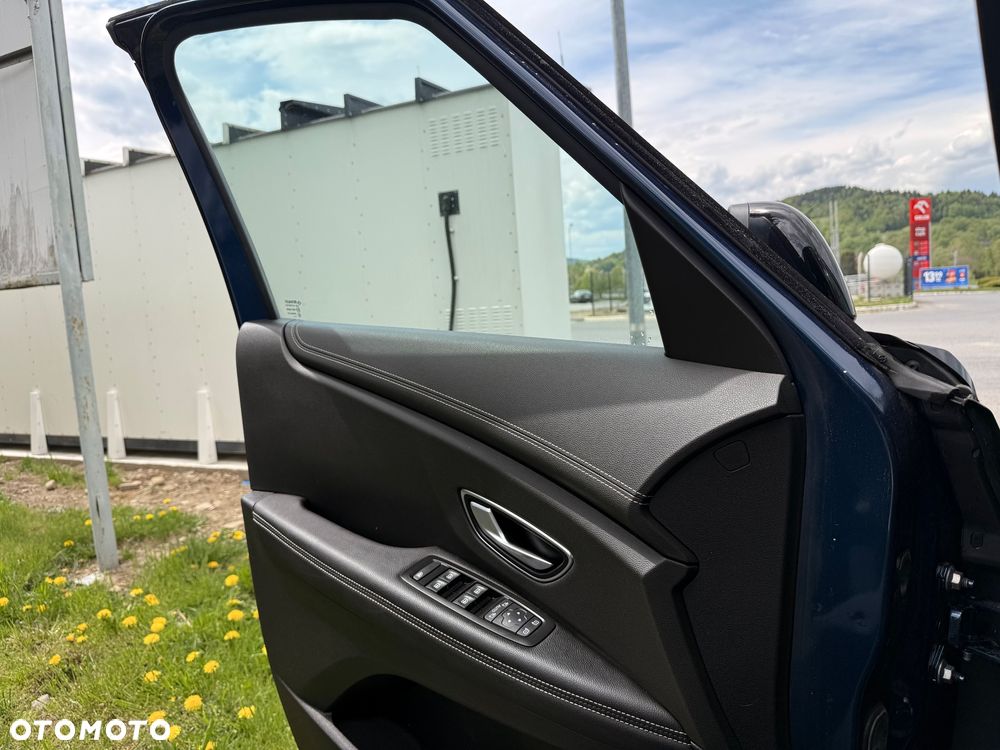 Renault Scenic - 12