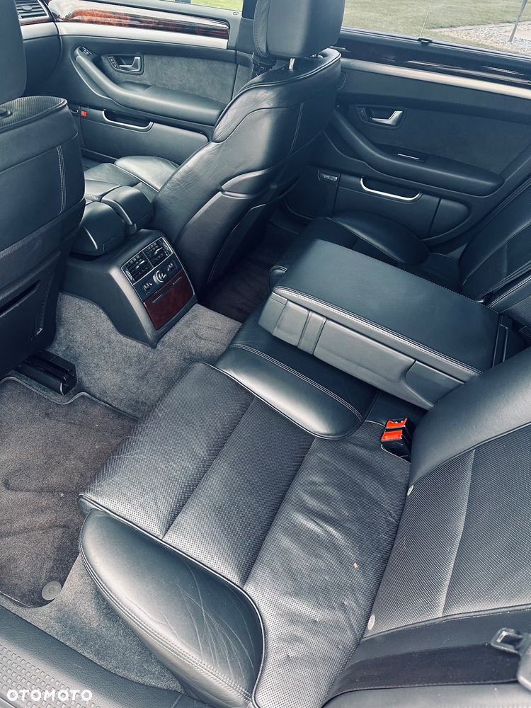 Audi A8 - 3