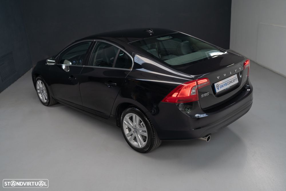 Volvo S60 2.0 D3 Summum - 31