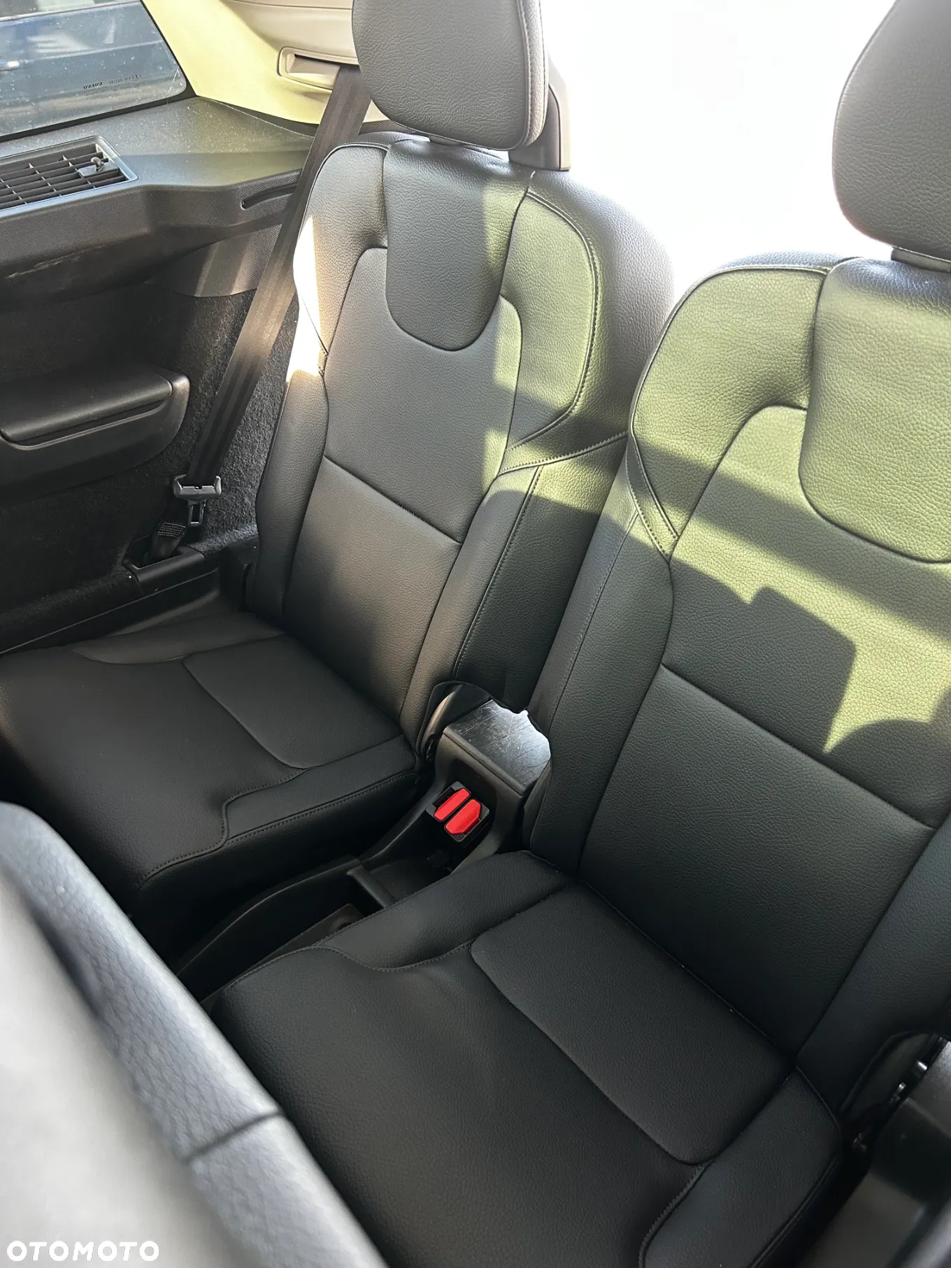 Volvo XC 90 T6 AWD Momentum 7os - 14