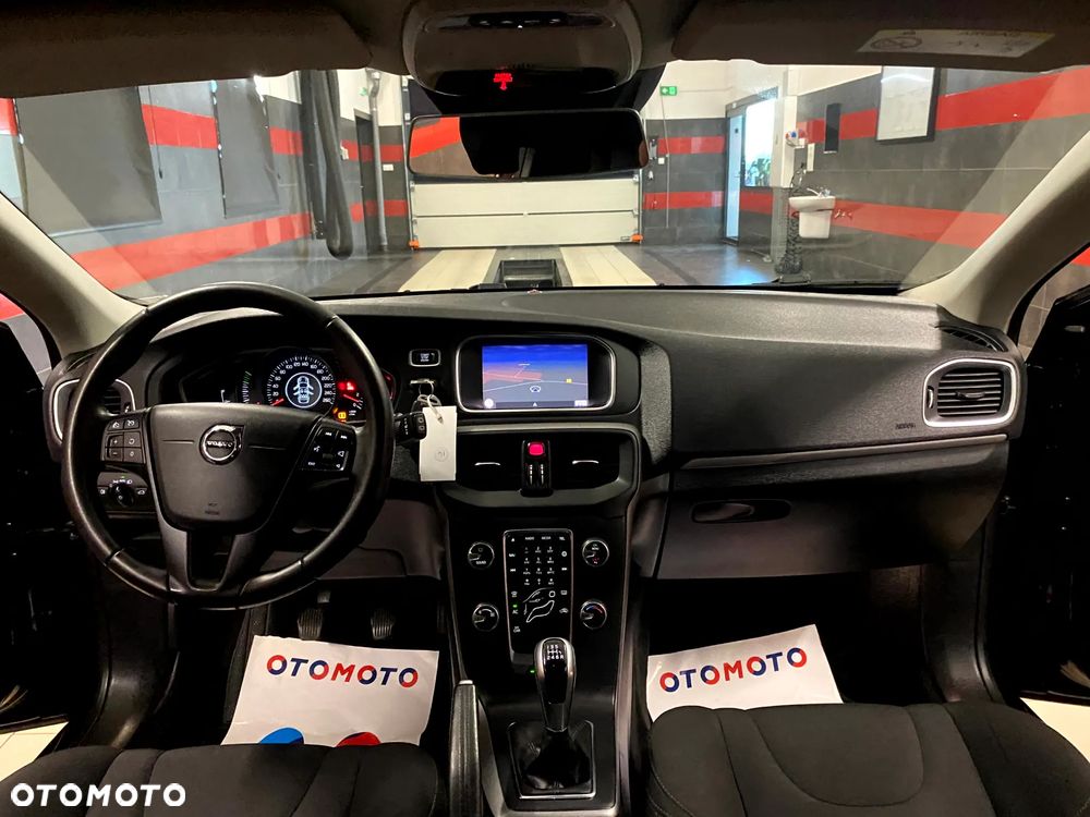 Volvo V40 D2 Drive-E Summum - 14