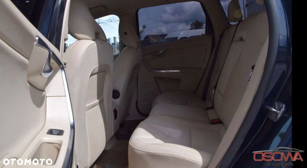 Volvo XC 60 D4 Geartronic Summum - 10