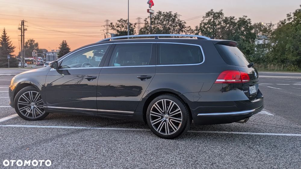 Volkswagen Passat 2.0 TDI Highline DSG - 2