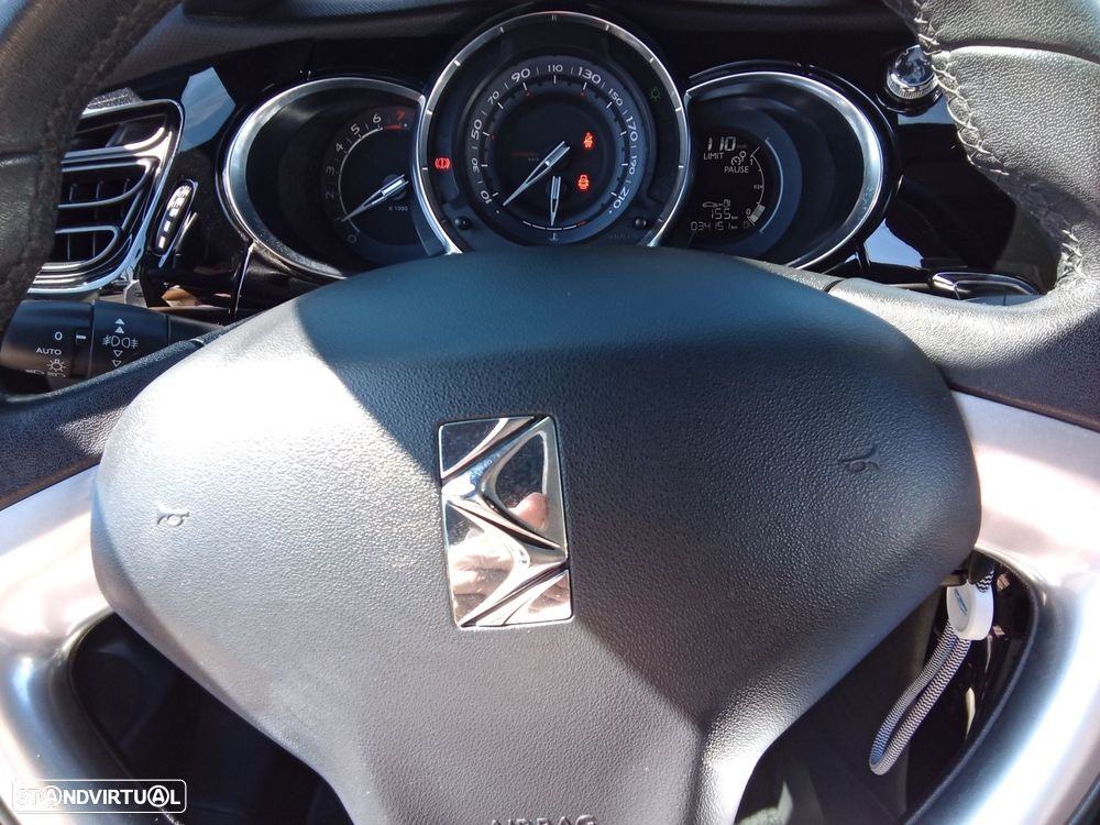 DS DS3 Cabrio Pure Tech 82 Chic - 23