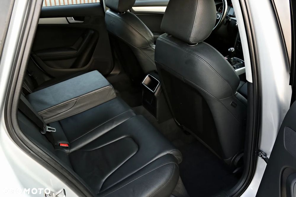 Audi A4 Allroad 2.0 TDI Quattro - 37