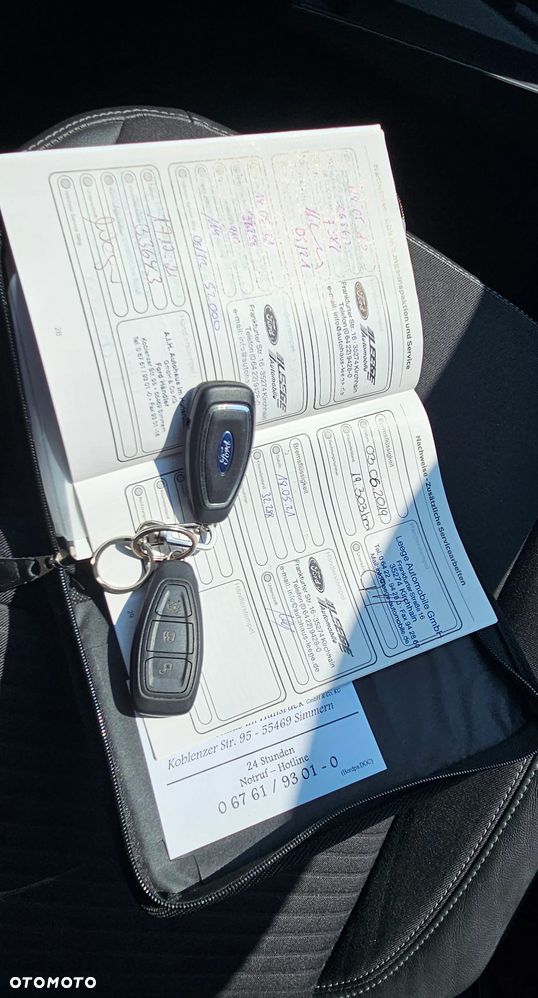 Ford Kuga - 18