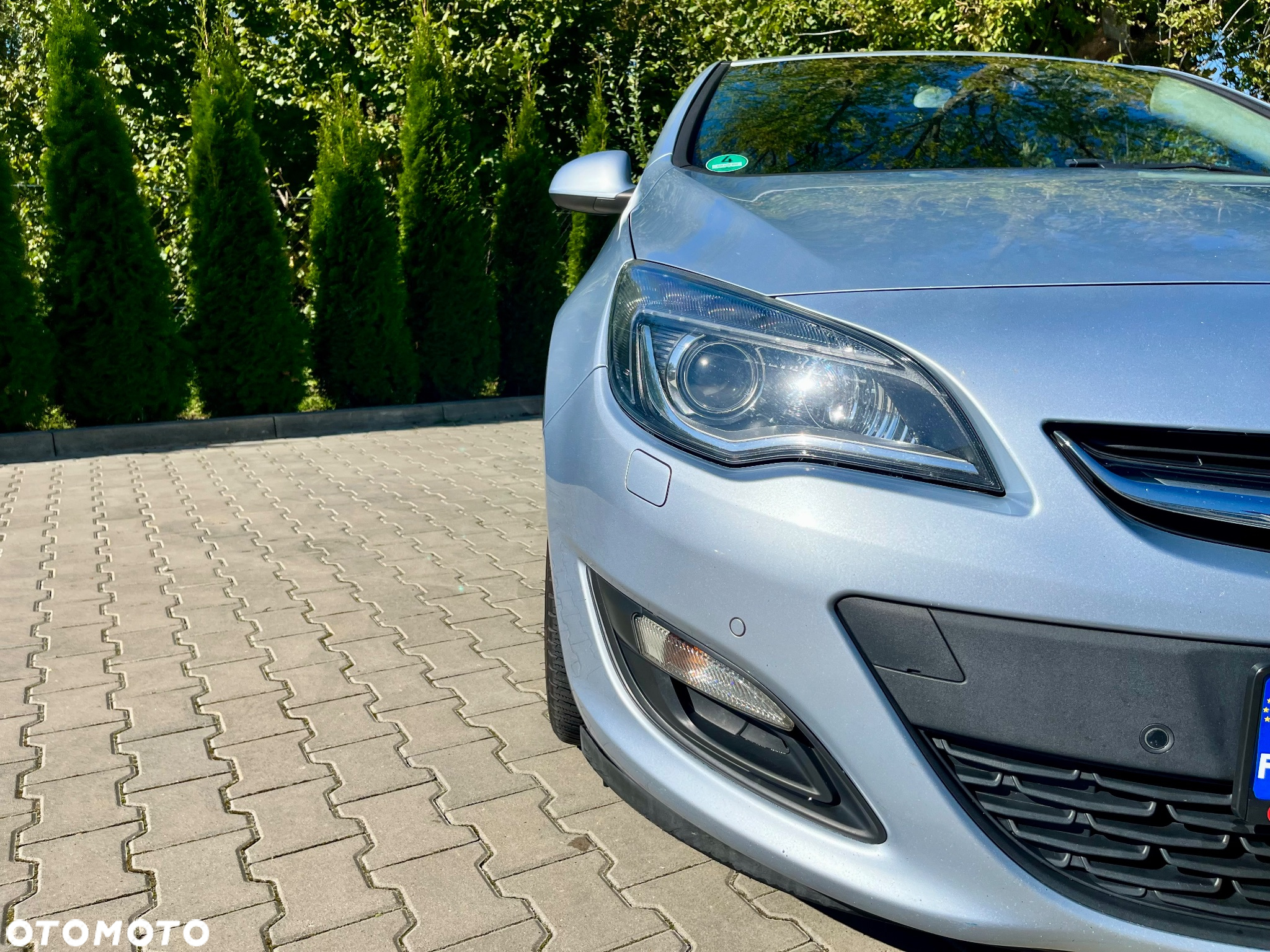 Opel Astra IV 1.4 T Sport - 12