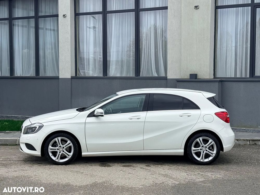 Mercedes-Benz A 200 (BlueEFFICIENCY) 7G-DCT AMG Sport - 11
