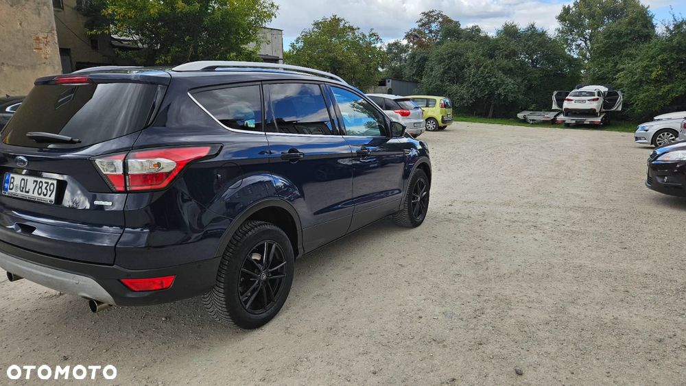 Ford Kuga - 12