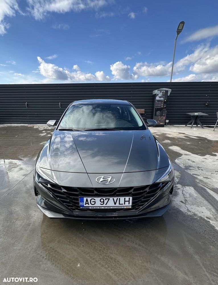 Hyundai Elantra 1.6 l 123 CP CVT Exclusive - 1