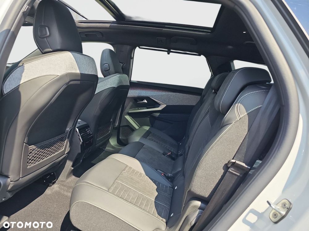 Peugeot 5008 - 10