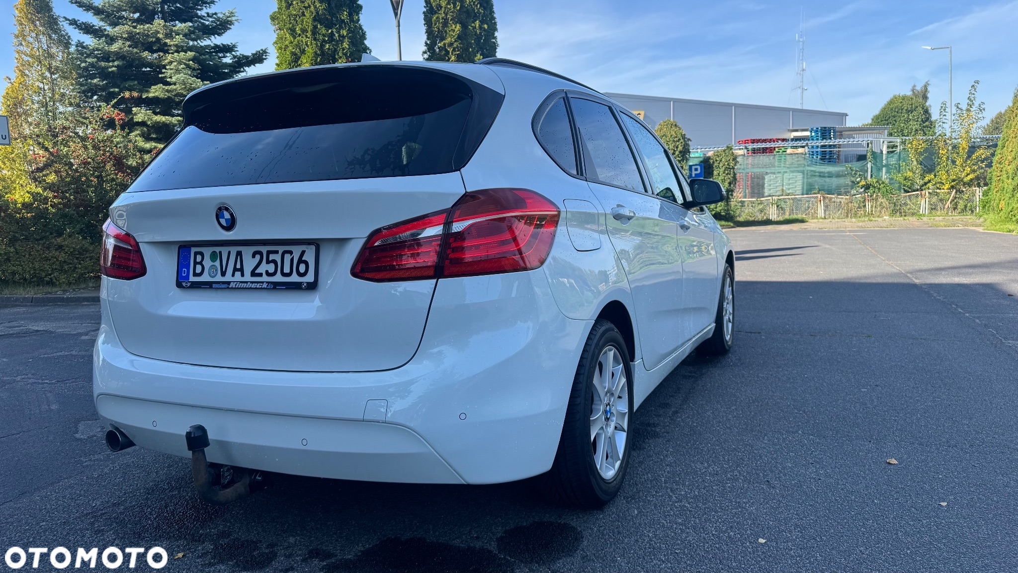 BMW Seria 2 218d - 14